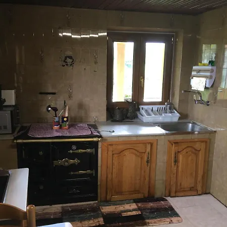 La Casa De Gueelos *