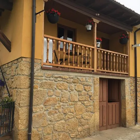 Holiday home La Casa De Gueelos Bada